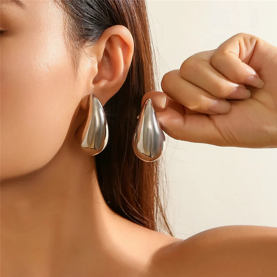 SMALL FAITH EARRINGS - SILVER