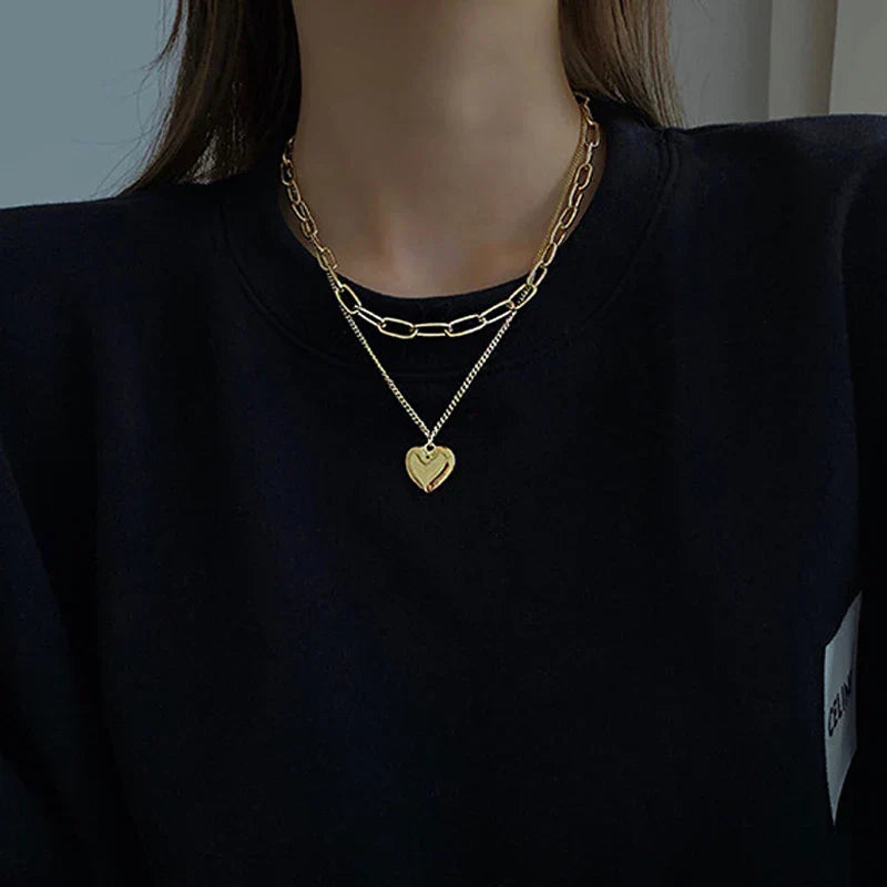 LIVIA NECKLACE